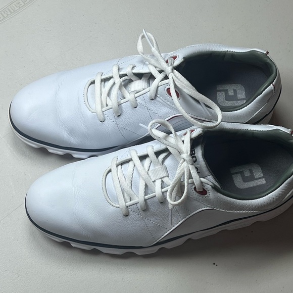 Men’s Worn Once? Footjoy FJ Pro S/L Size 8 Spikeless Golf Shoes White Blue